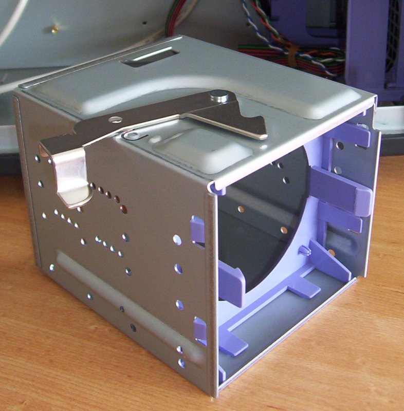 Antec Performance II SX1040BII - drive cage