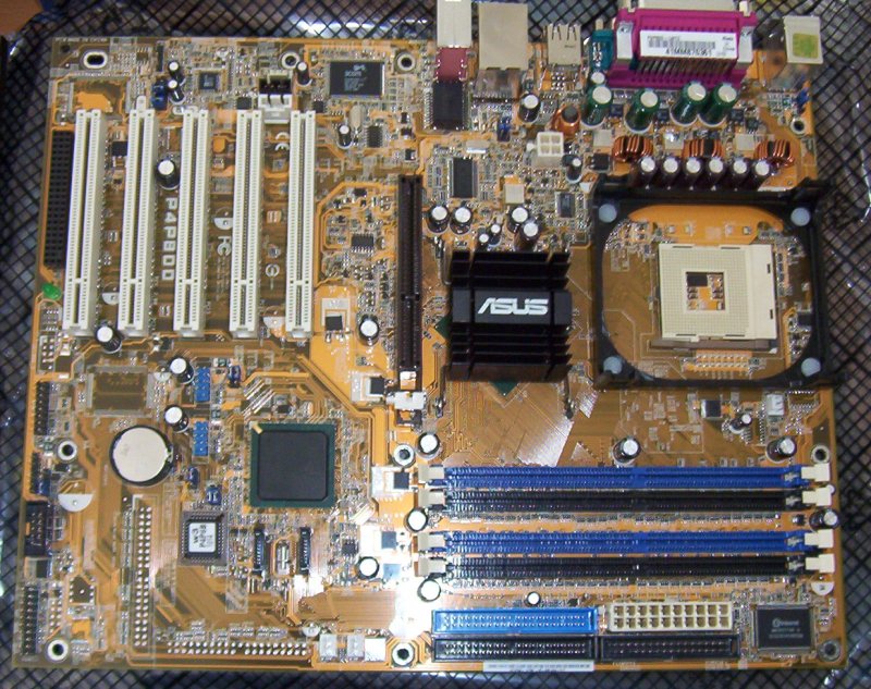 Asus P4P800 Intel 865PE SATA RAID A/L